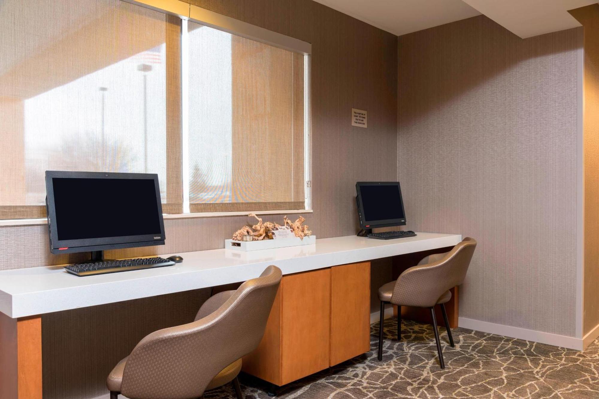 Springhill Suites Grand Rapids North Walker Exteriér fotografie