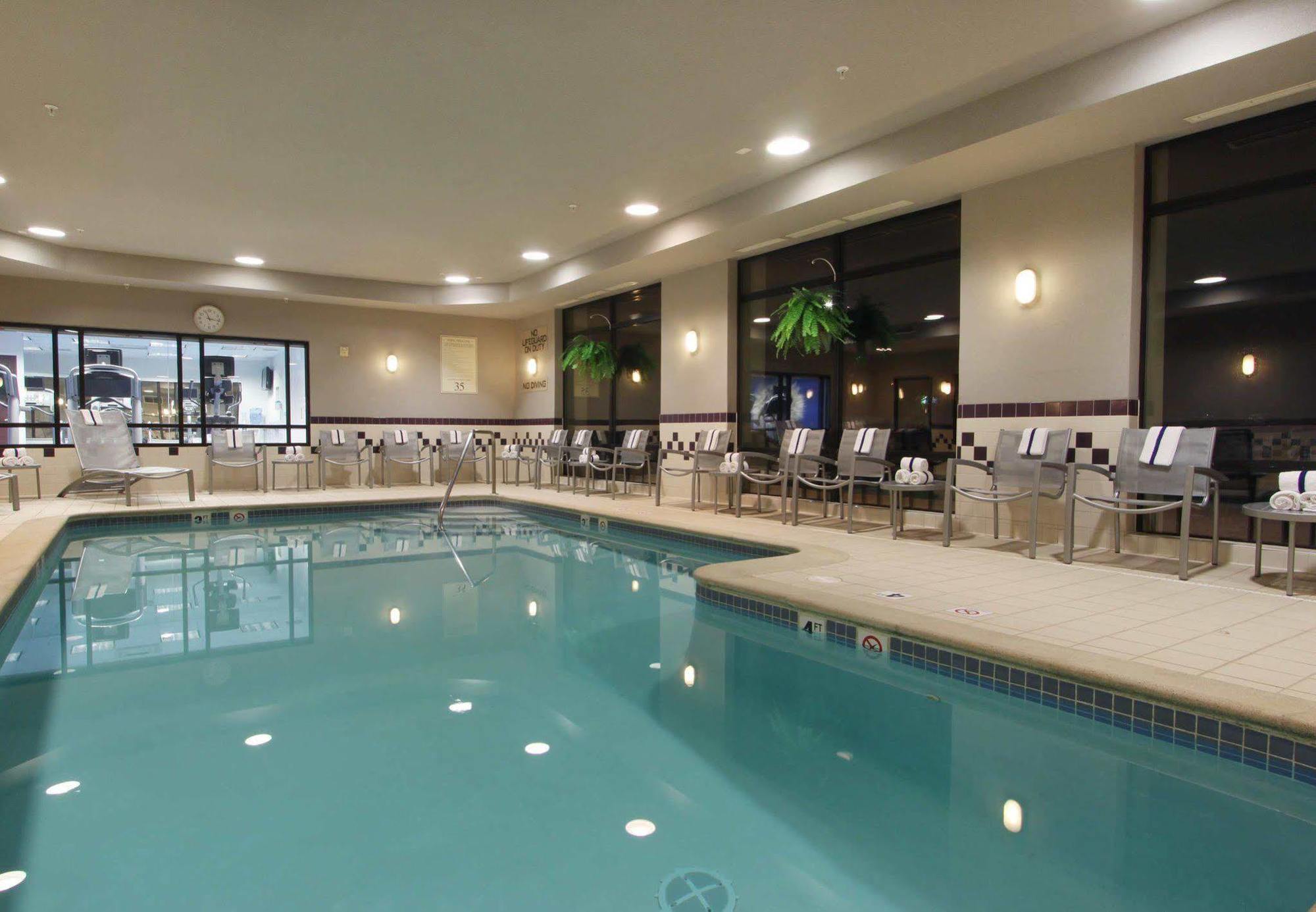 Springhill Suites Grand Rapids North Walker Exteriér fotografie